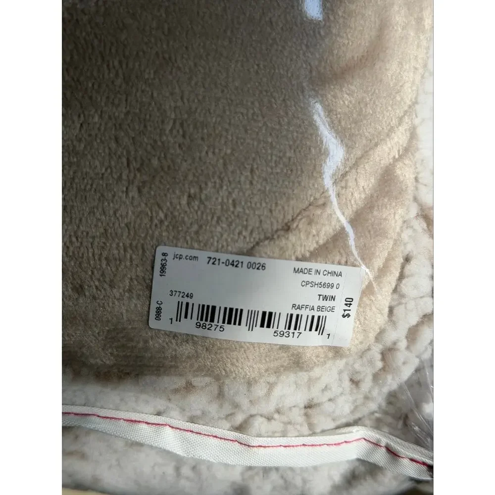NEW! North Pole Trading Co. Reversible Faux Mink & Sherpa Comforter Twin